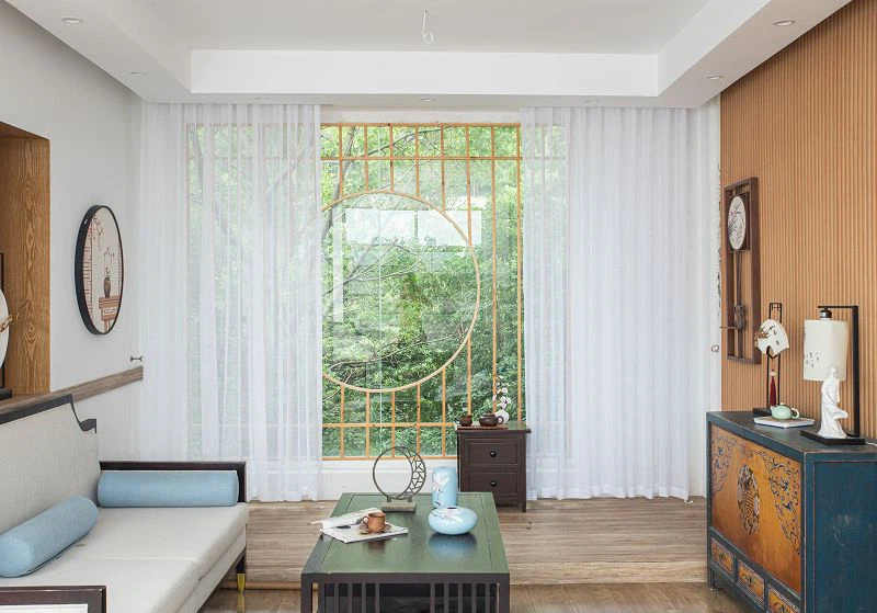 Шекологичен солиден екран на прозореца